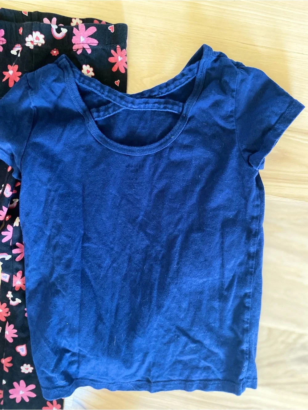 Girls Size 6-6X Clothes Lot of 3 Pants Leggings Jeans T-Shirt Carter’s Jordache